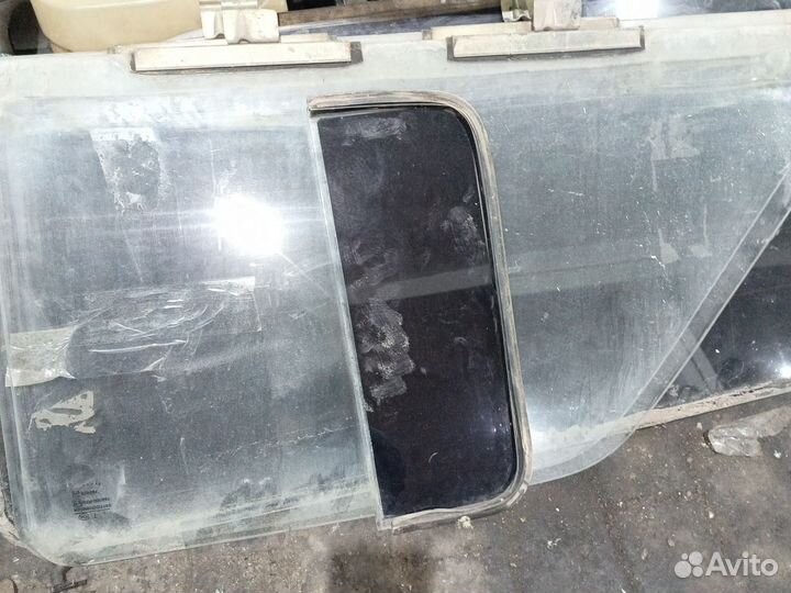 Стекла на ниву 2131