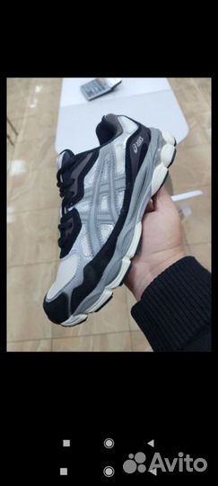 Новая коллекция Кроссовки Asics Gel-NYC