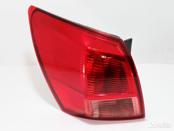 Фонарь левый задний в крыло Nissan Qashqai j10