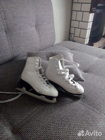 Коньки фигурные 