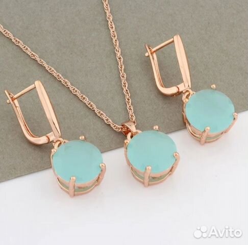 Комплект серьги и кулон