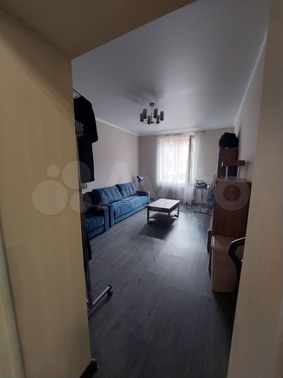 2-к. квартира, 73 м², 2/4 эт.