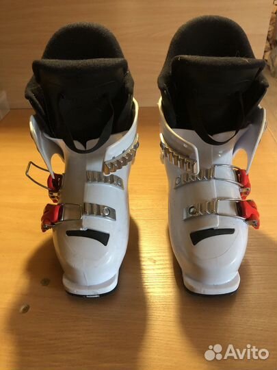 Горные лыжи с креплением