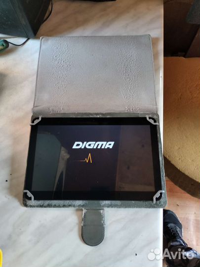 Планшет digma optima