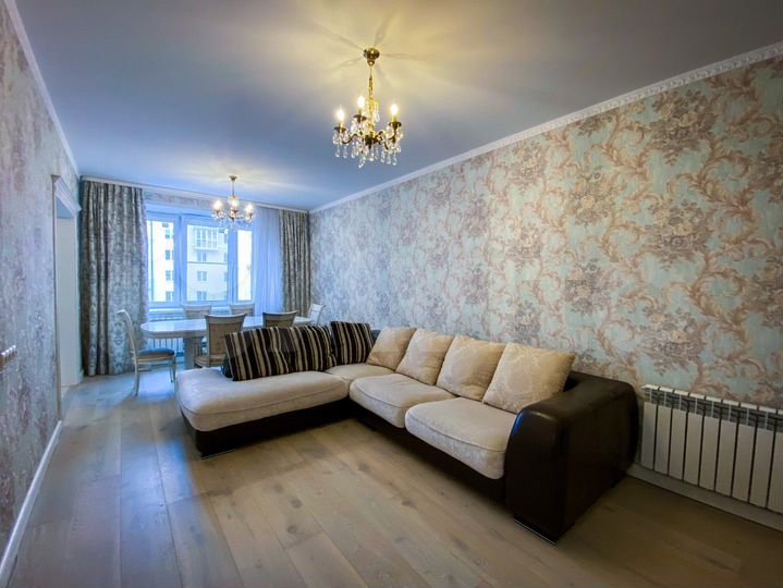 3-к. квартира, 99,6 м², 3/5 эт.