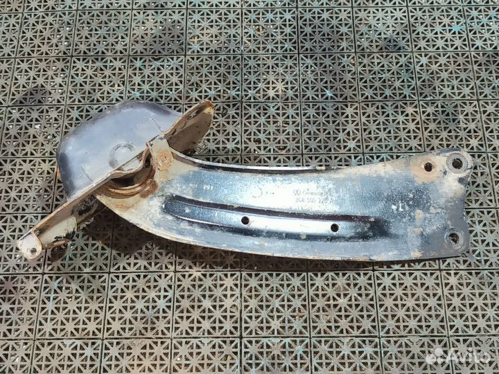 Рычаг задний правый продольный VW Passat B6