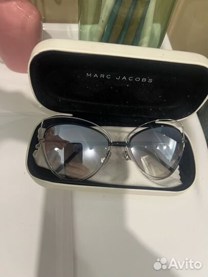 Солнцезащитные очки marc jacobs