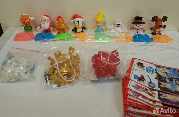 Киндеры новогодние серии