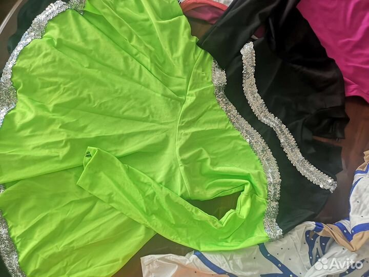 4 костюмчика спорт. На 9-10лет, за все