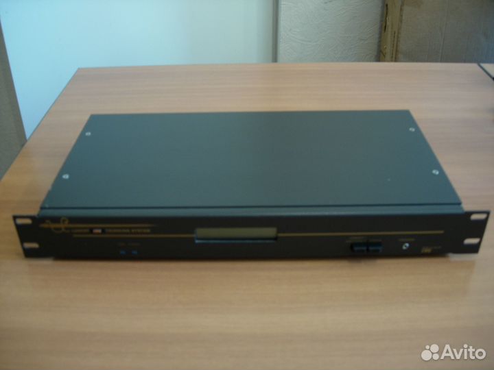 Настольный VHF ретранслятор Kenwood TKR-720