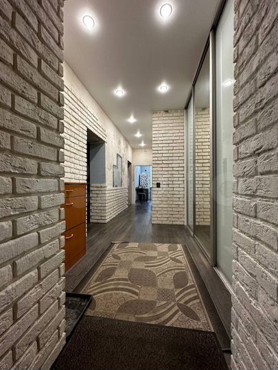 2-к. квартира, 62,4 м², 1/2 эт.