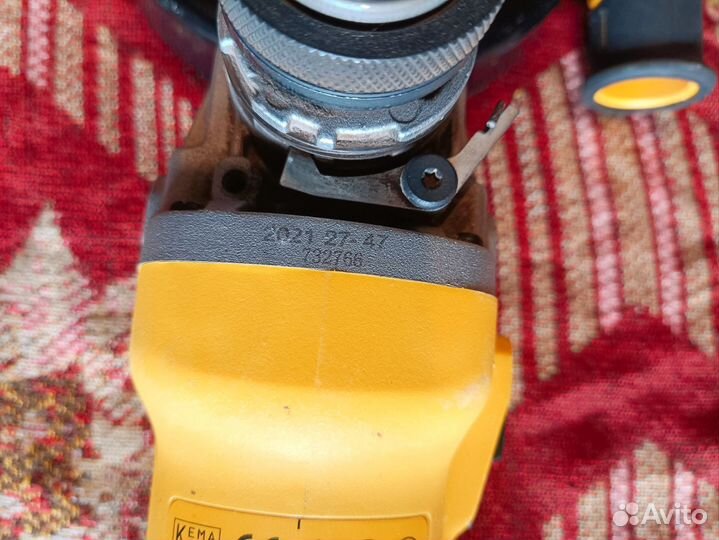 Аккумуляторная болгарка деволт