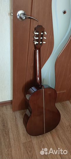 Рабочая классическая гитара Hohner Hc-06