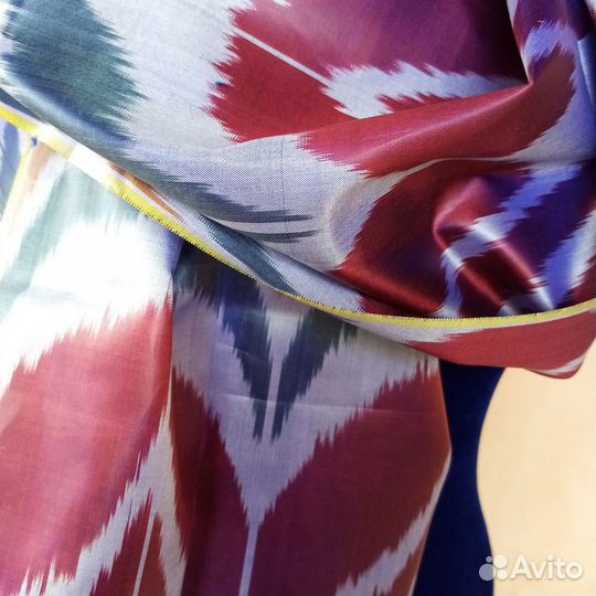 Узбекский шелковый палантин из иката. Бохо шарф