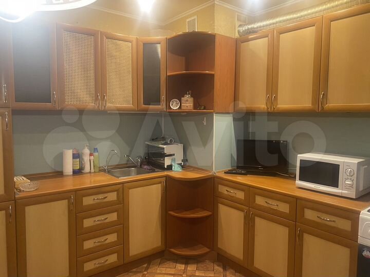 3-к. квартира, 71,3 м², 1/5 эт.