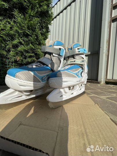 Коньки хокейные