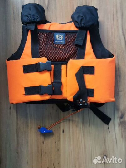 Детский спасательный жилет