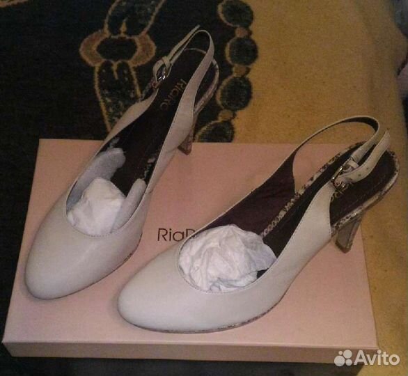 Босоножки riarosa