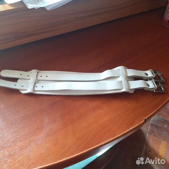 Напульсник кожаный