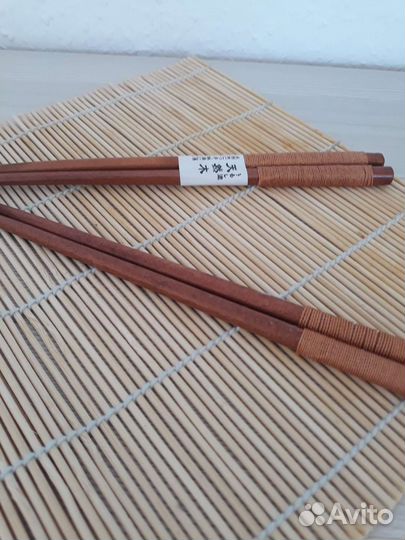 Коврик и палочки для роллов