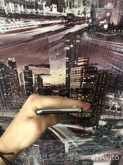 iPhone X, 256 ГБ