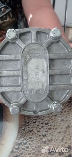 Насос на трактор левого вращения