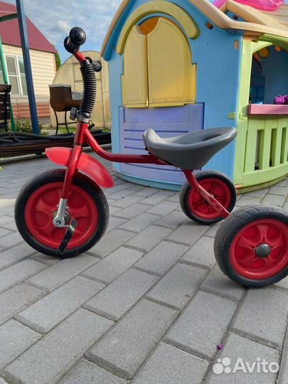 Детский трехколесный велосипед