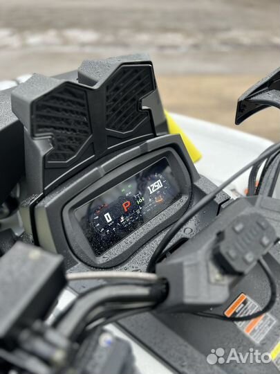 Квадроцикл aodes 1000 Mud Pro LCD