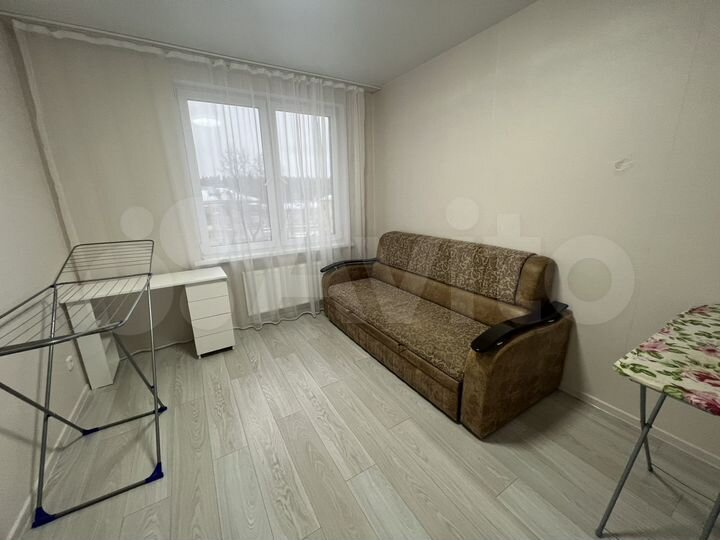 2-к. квартира, 58 м², 4/17 эт.