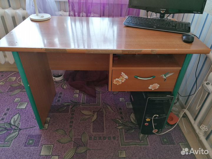 Продам детскую мебель (подростковую)