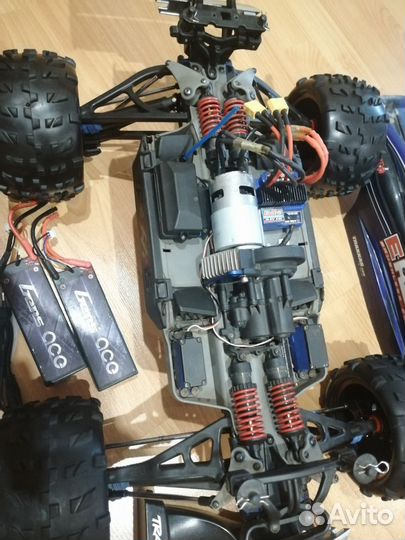 Traxxas e-revo 1/8