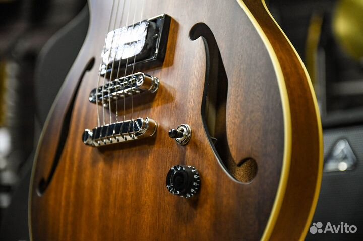Полуакустическая электрогитара Ibanez (комплект)