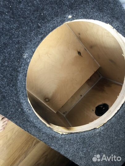 Короб для сабвуфера 12 с щелевым фи