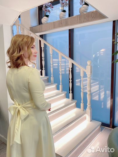 Платье миди на полу корсете новое