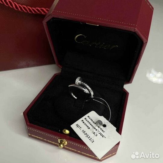 Золотое кольцо Cartier Juste un Clou с бриллиантами