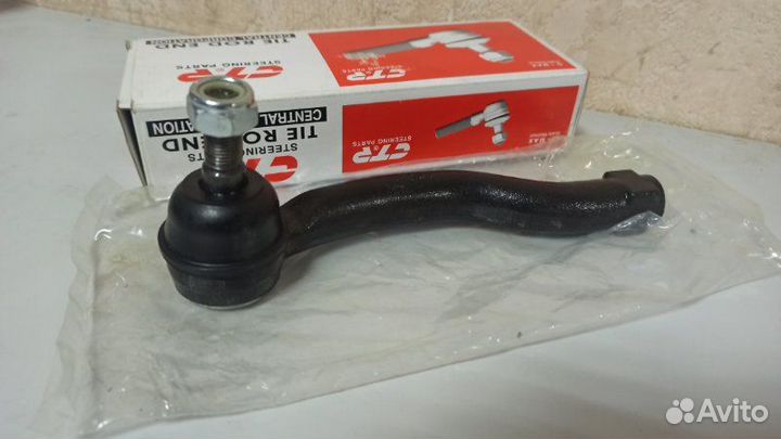 Рулевой наконечник передний левый Toyota Auris