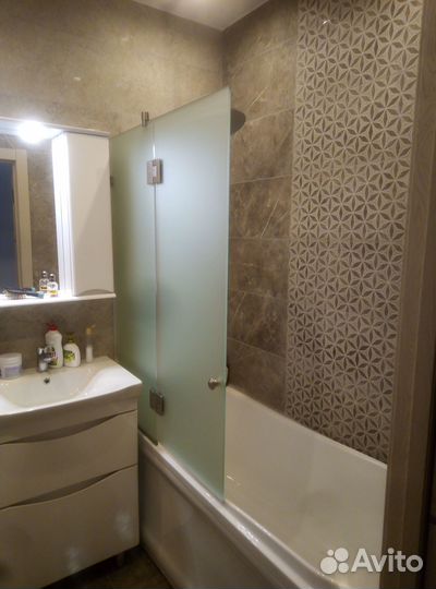 Душевая кабина без поддона