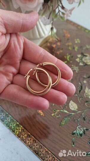 Золотые серьги