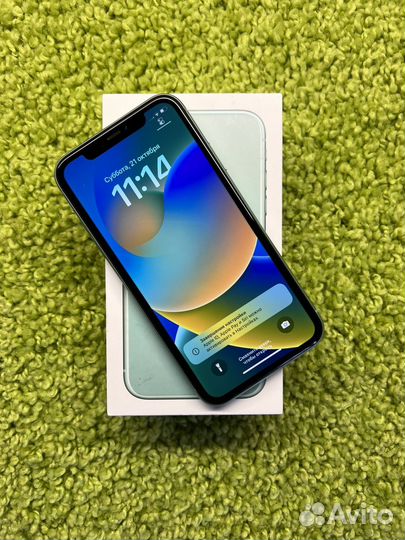 iPhone 11, 64 ГБ