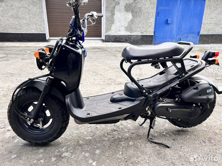 Скутер Honda Zoomer50
