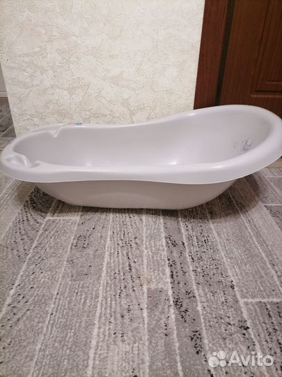 Ванночка для купания новорожденного