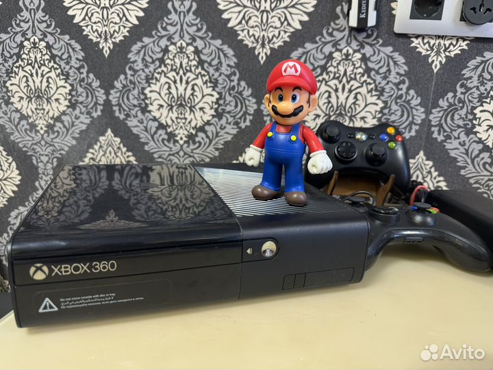 Xbox 360 slim freeboot прошитый 500GB