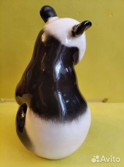 Статуэтка Форфоровая Панда Медведь сидячая