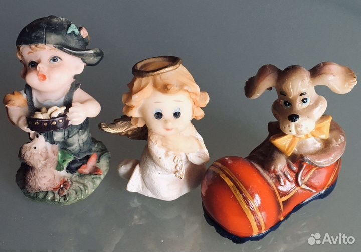 Пакетом Статуэтки подарочные