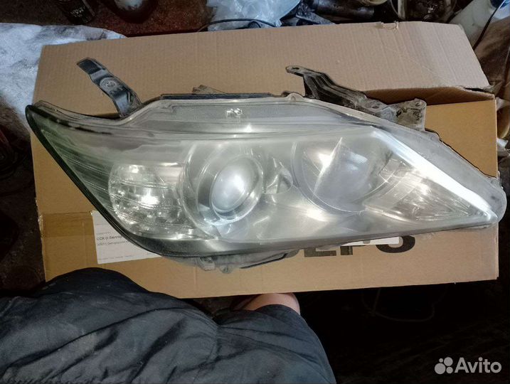 Фары на тойота камри