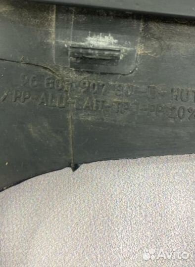 Уплотнитель стекла двери передний правый Citroen