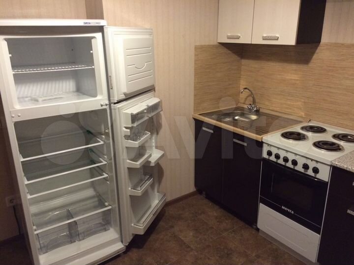 2-к. квартира, 50 м², 8/9 эт.