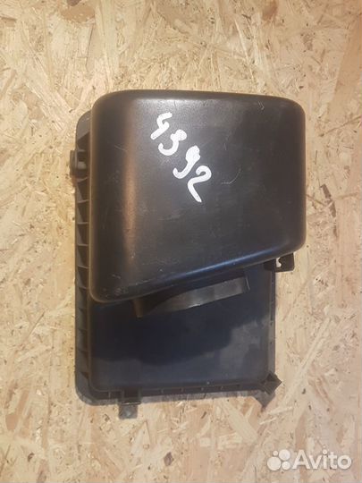 Корпус воздушного фильтра верхняя часть hyundai G