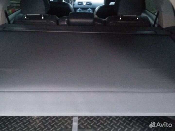 Шторка багажника