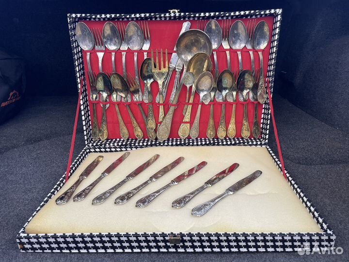 Набор столовых приборов италия ретро